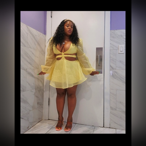 Short set - Picture 3 of 5